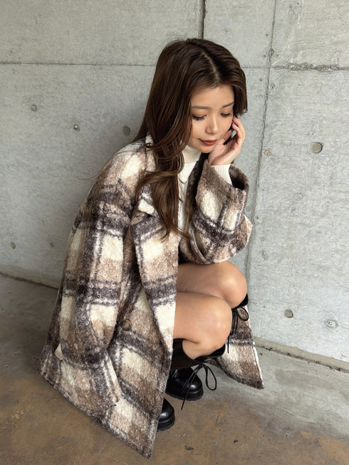 チェック柄ミドル丈コート